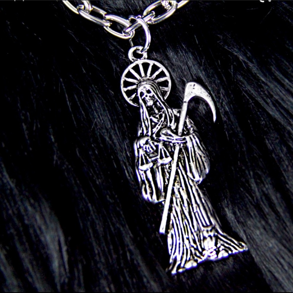 ISO (DO NOT BUY) IN SEARCH OF Cyberspace jewelry
